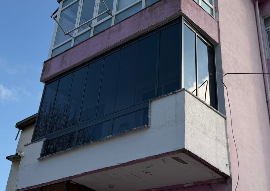 Büyükçekmece Cam Balkon